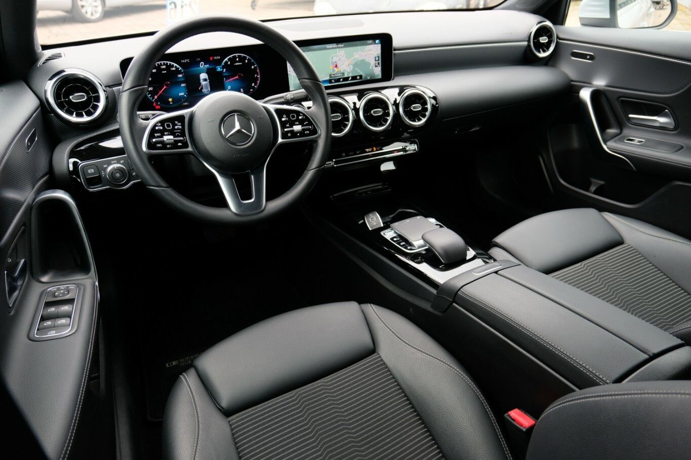 A 180 Fahrassistenz Business Navi LED