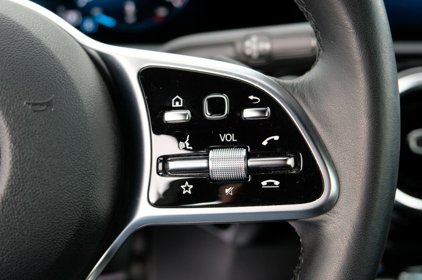 A 180 Fahrassistenz Business Navi LED