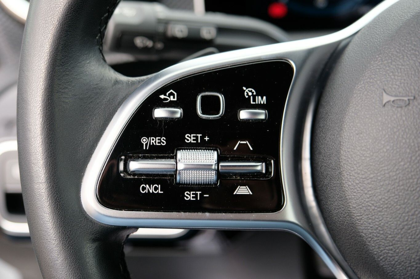 A 180 Fahrassistenz Business Navi LED