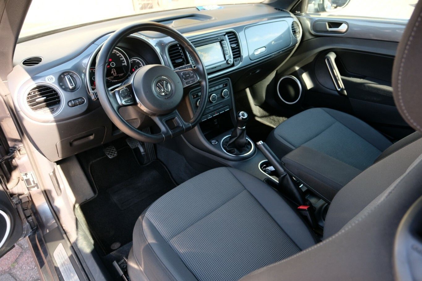 Beetle 1.4 TSi Cabrio 2xPDC Fender Sound