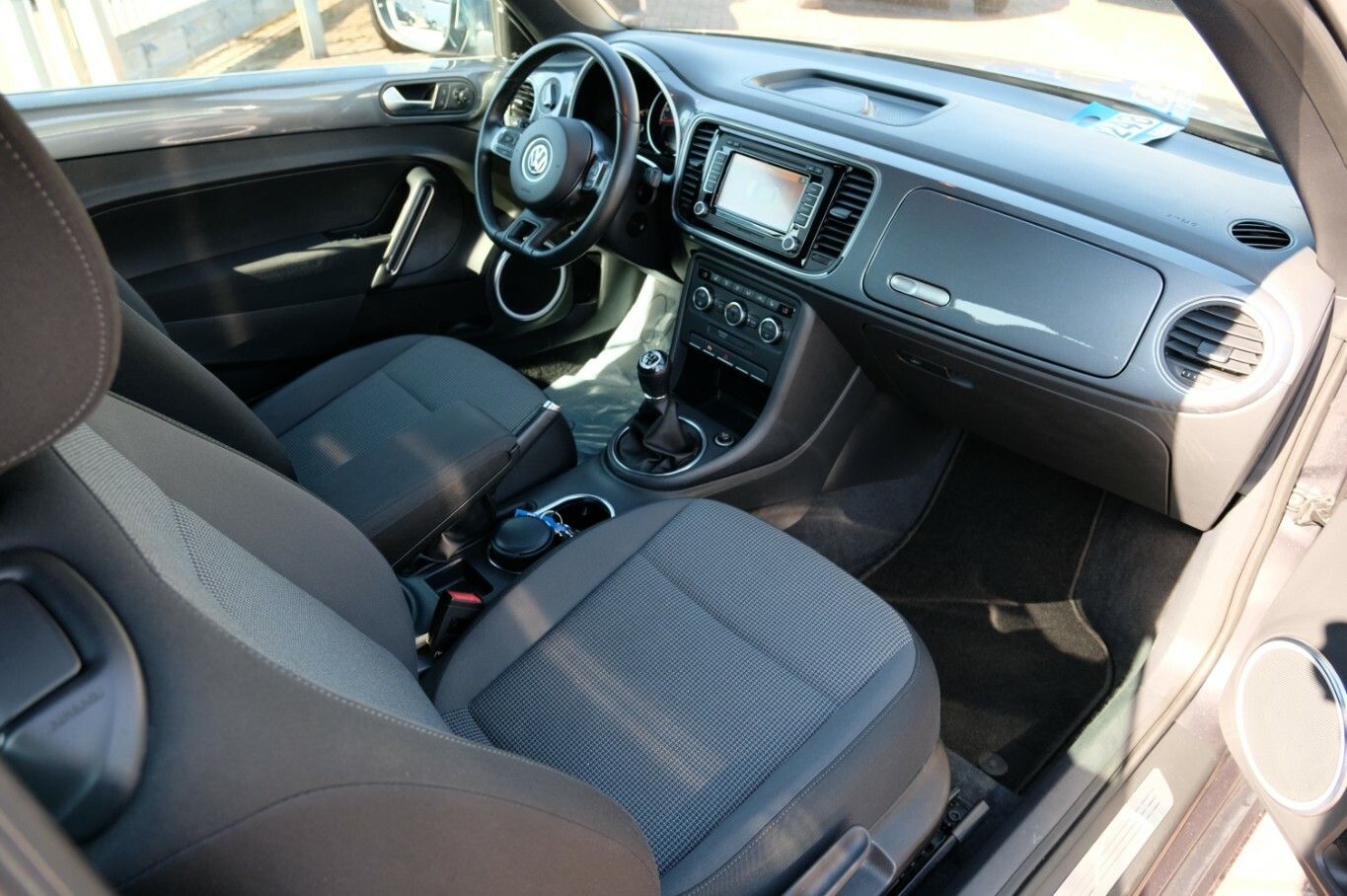 Beetle 1.4 TSi Cabrio 2xPDC Fender Sound