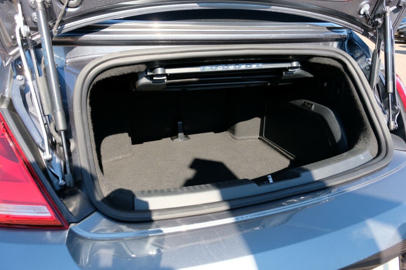 Beetle 1.4 TSi Cabrio 2xPDC Fender Sound