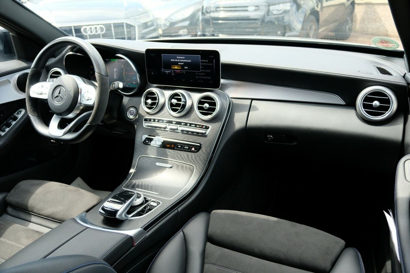 C 300 e T 2xAMG Night Edition Distronic LED AHK