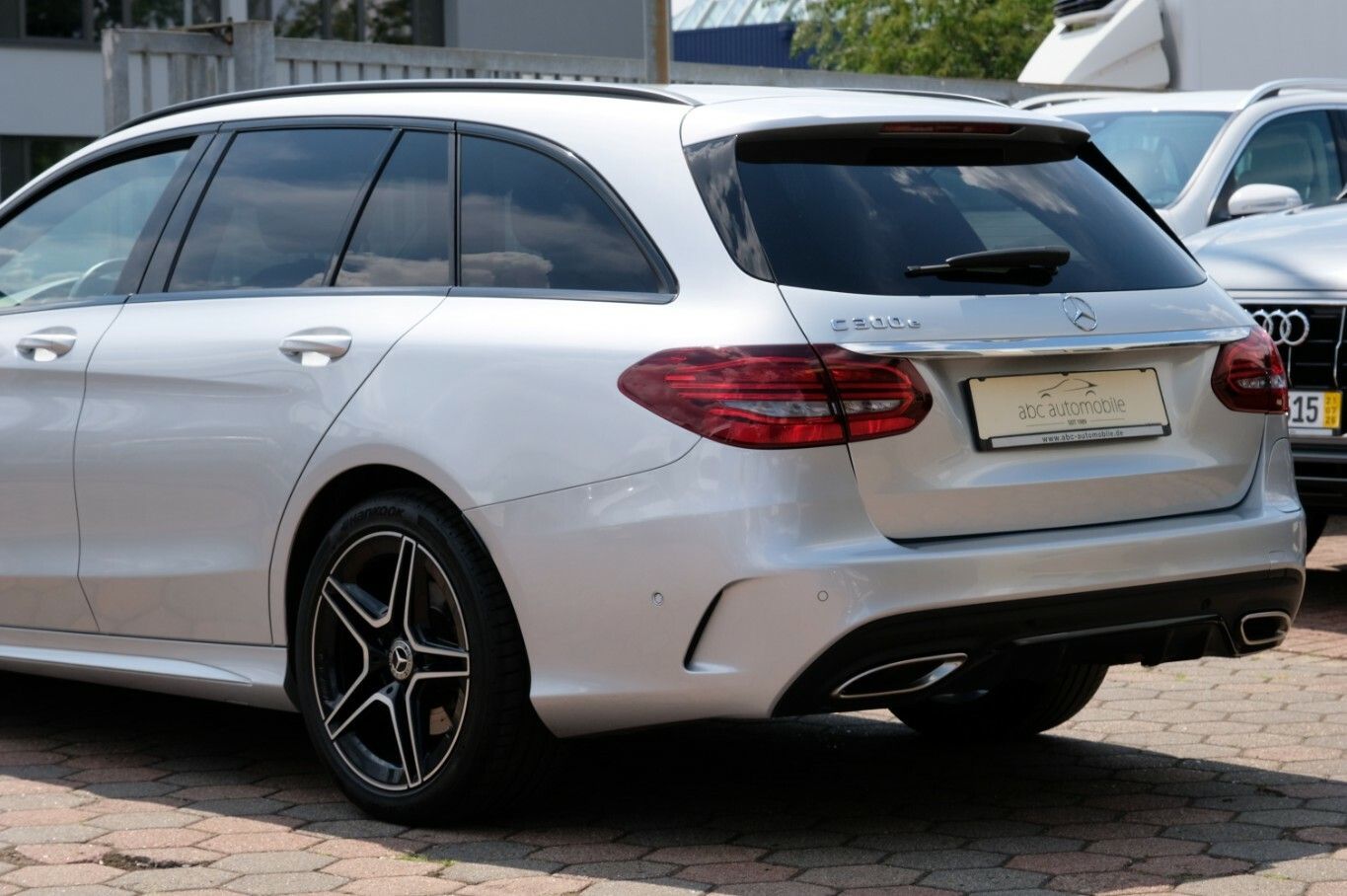 C 300 e T 2xAMG Night Edition Distronic LED AHK