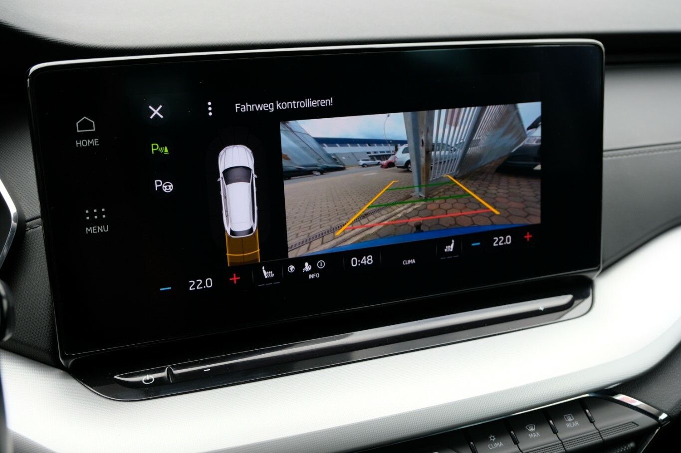 Octavia 2.0 TDi AHK LED ACC KESSY