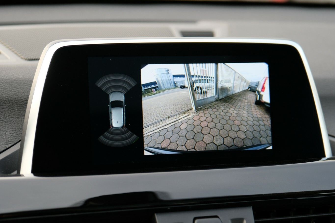 X1 sDrive 18 d Sport Line AHK Pano DDC