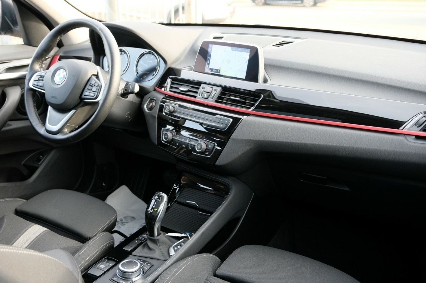 X1 sDrive 18 d Sport Line AHK Pano DDC