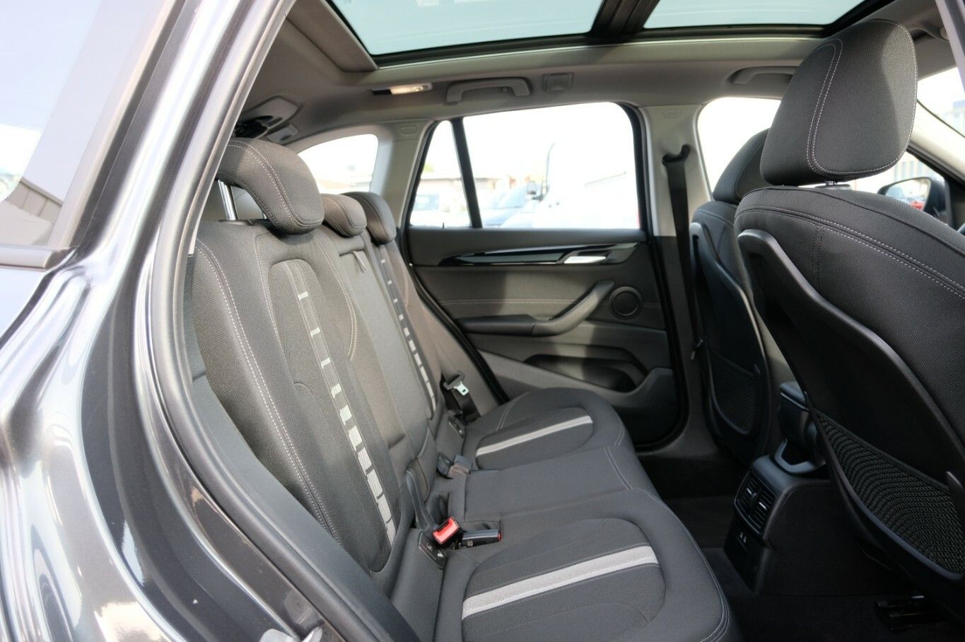 X1 sDrive 18 d Sport Line AHK Pano DDC