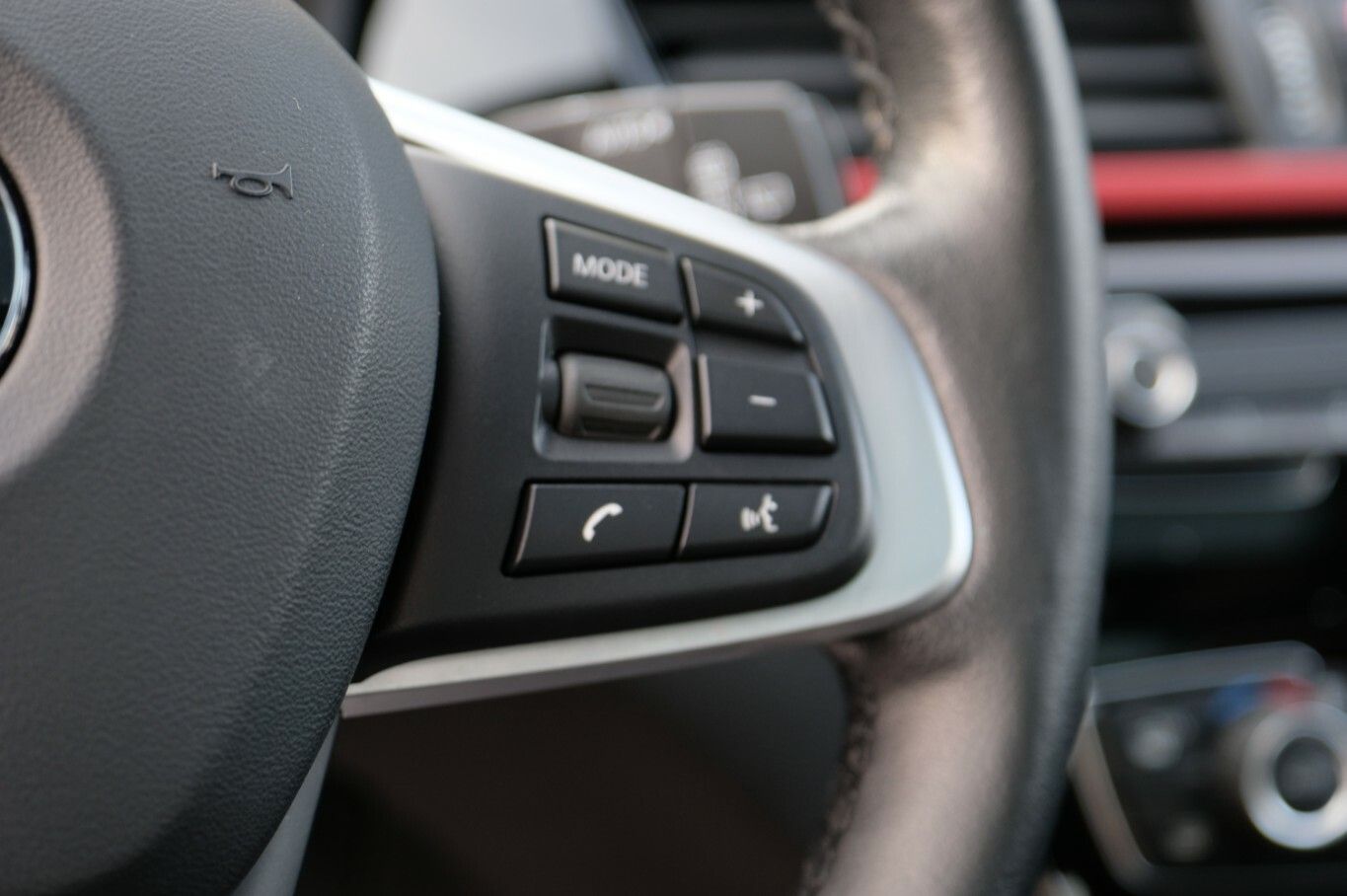 X1 sDrive 18 d Sport Line AHK Pano DDC